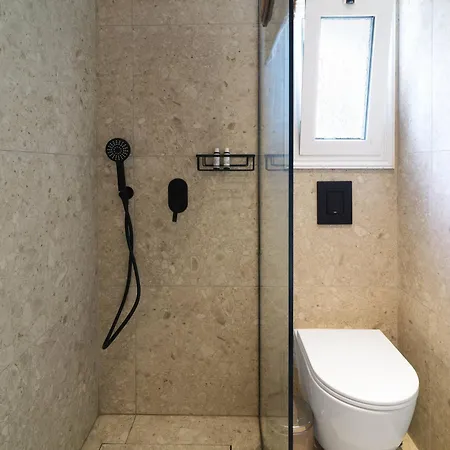 Paradise Coastal Calm At Moonlight Villa